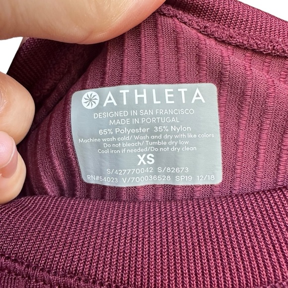 Athleta Renew burgundy dark garnet short sleeve ribbed tee shirt size XS - Picture 4 of 5